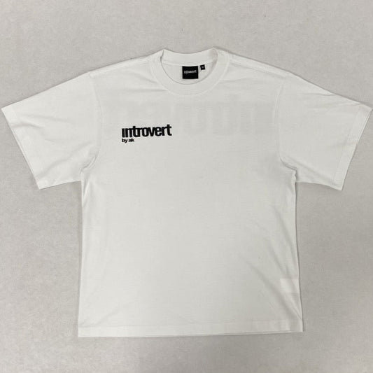 INTROVERT 'WHITE' BASIC TEE